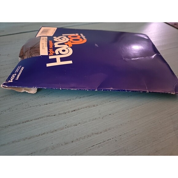 Hanes Too Light Support Pantyhose Sz AB Style 157 Barely Black Vtg 1986 New - Picture 5 of 6